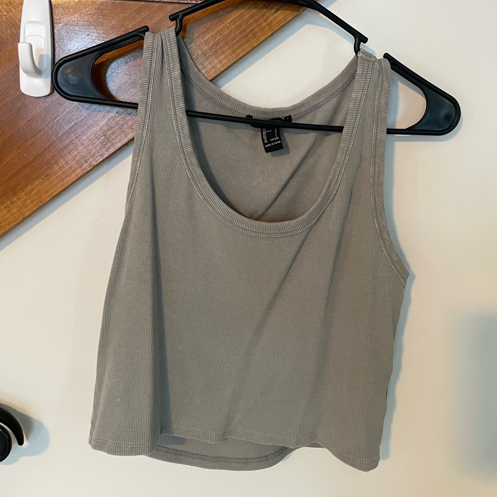 Forever 21 Gray Tank Top